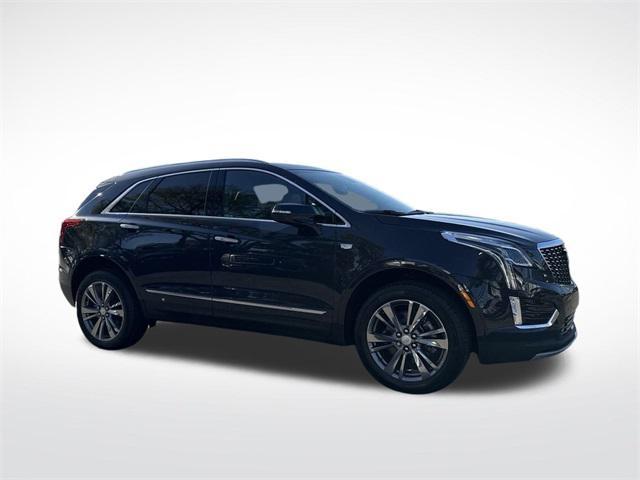 new 2025 Cadillac XT5 car, priced at $52,615