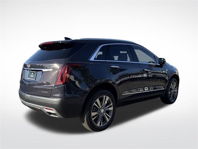 new 2025 Cadillac XT5 car, priced at $52,615