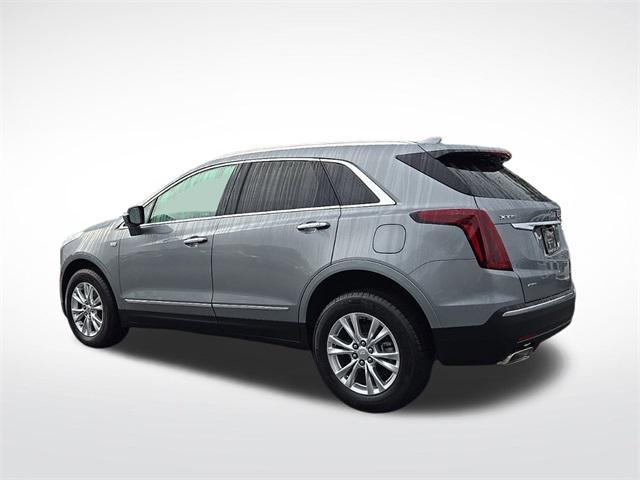 new 2025 Cadillac XT5 car, priced at $48,015