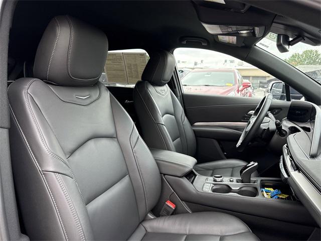 used 2025 Cadillac XT4 car, priced at $41,700