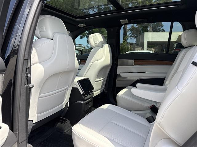 new 2026 Cadillac VISTIQ car, priced at $81,380