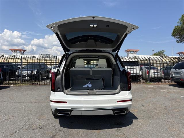 new 2025 Cadillac XT6 car, priced at $64,135