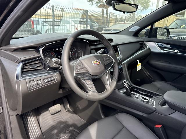 new 2025 Cadillac XT5 car, priced at $59,865