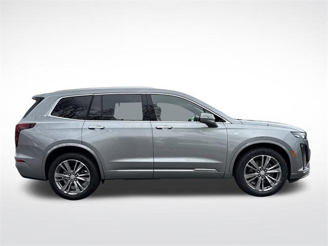 used 2025 Cadillac XT6 car, priced at $41,500