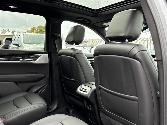 used 2025 Cadillac XT6 car, priced at $41,500