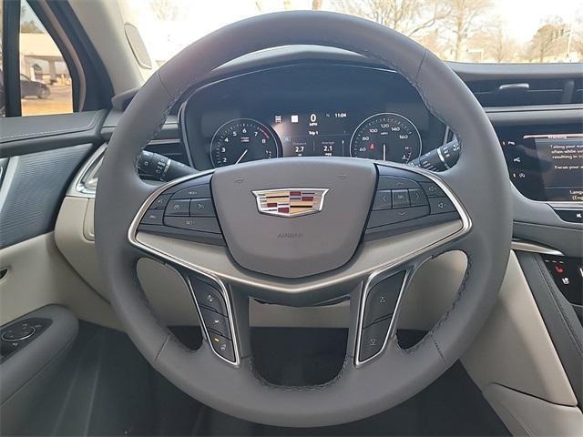 new 2025 Cadillac XT5 car, priced at $59,485