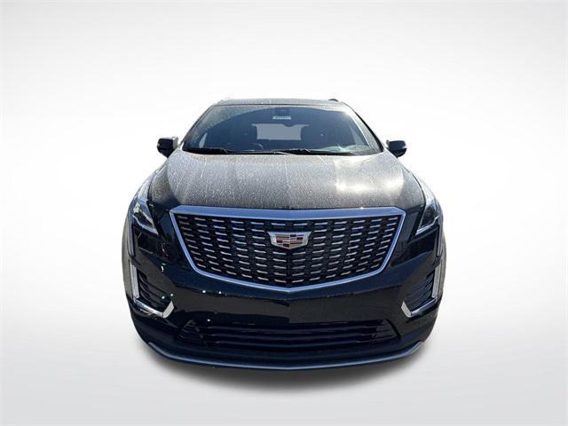 new 2025 Cadillac XT5 car, priced at $55,660