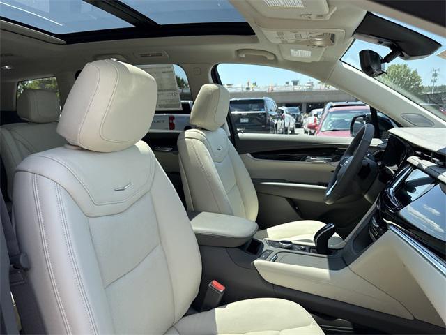 new 2025 Cadillac XT6 car, priced at $62,910