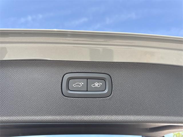 used 2025 Volvo XC90 car, priced at $39,618