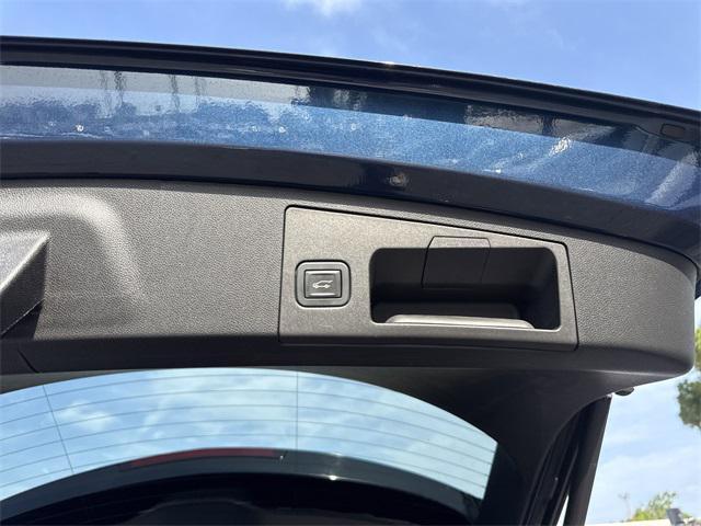 used 2019 Cadillac XT4 car, priced at $23,700
