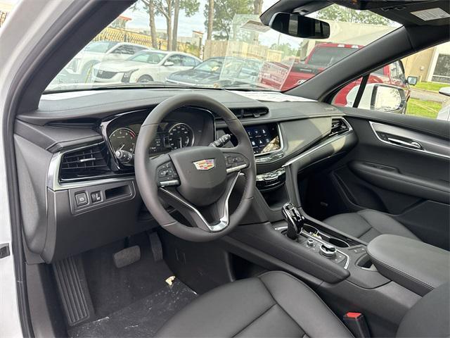 new 2025 Cadillac XT6 car, priced at $52,130