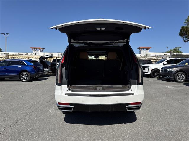 used 2022 Cadillac Escalade ESV car, priced at $55,850