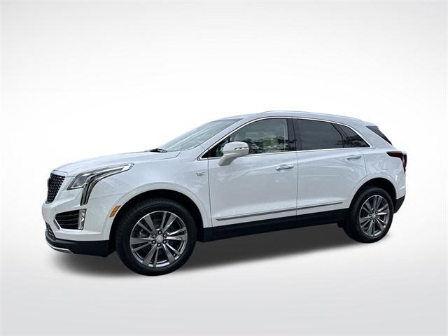 new 2025 Cadillac XT5 car, priced at $53,215