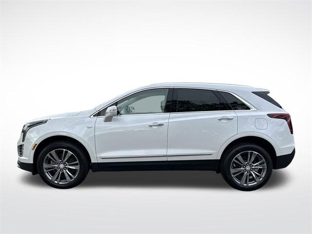 new 2025 Cadillac XT5 car, priced at $53,215