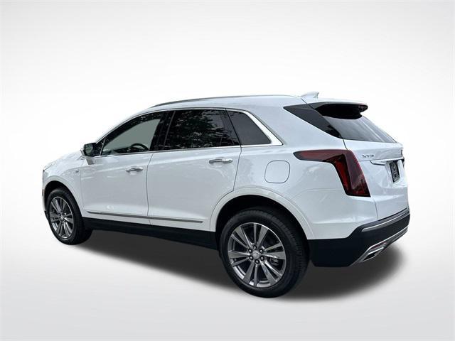 new 2025 Cadillac XT5 car, priced at $53,215