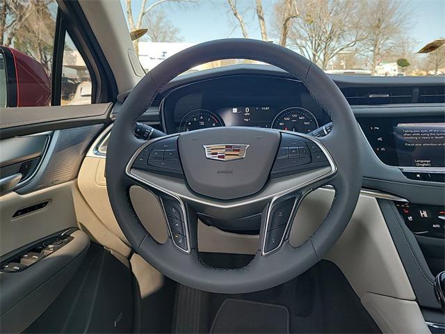 new 2025 Cadillac XT5 car, priced at $59,140