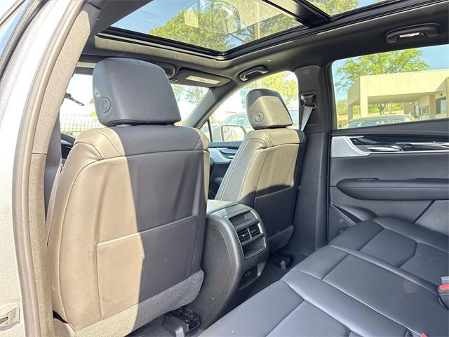new 2025 Cadillac XT5 car, priced at $54,187