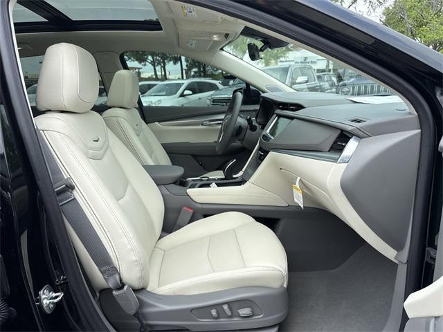 new 2025 Cadillac XT5 car, priced at $57,190