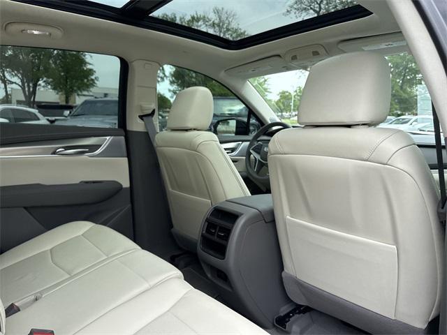 new 2025 Cadillac XT5 car, priced at $57,190