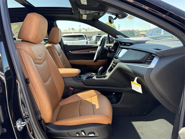 new 2025 Cadillac XT5 car, priced at $56,890
