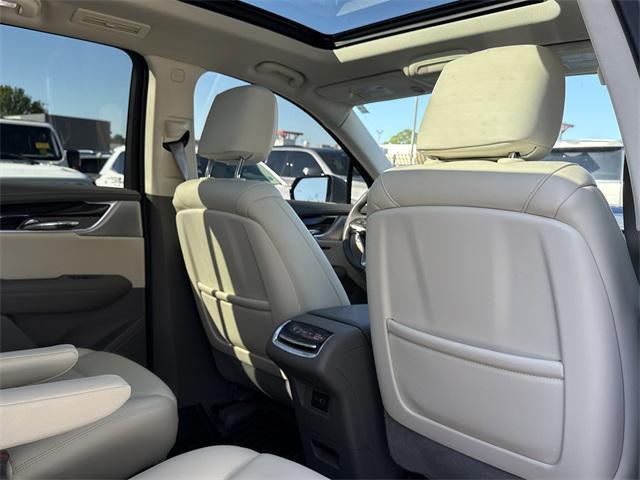 used 2023 Cadillac XT6 car, priced at $44,450