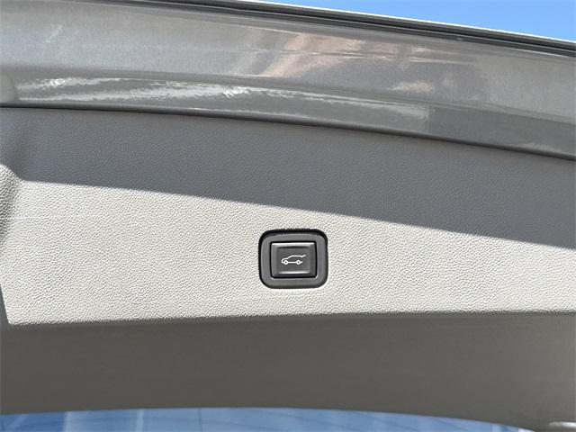 used 2023 Cadillac XT6 car, priced at $44,450