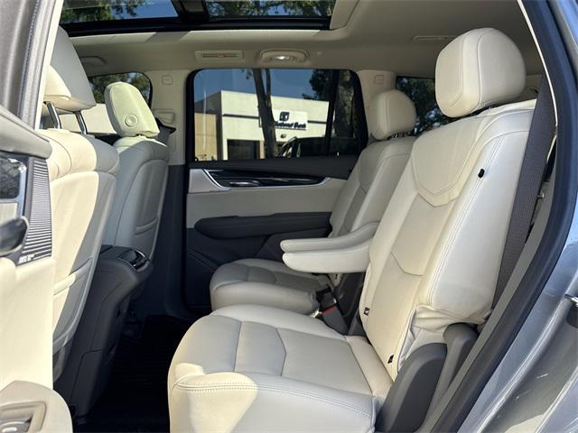 used 2023 Cadillac XT6 car, priced at $44,450