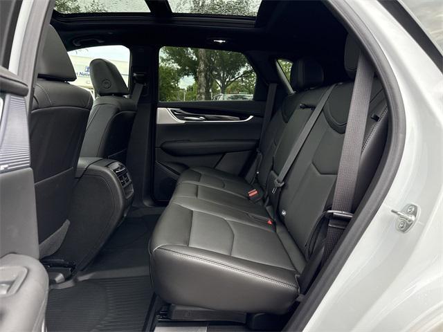 new 2025 Cadillac XT5 car, priced at $58,380