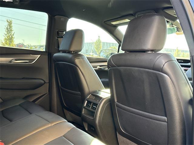 new 2025 Cadillac XT5 car, priced at $46,415