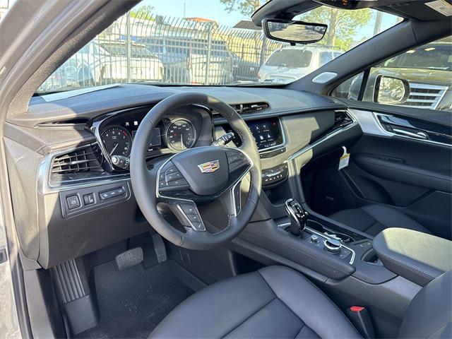 new 2025 Cadillac XT5 car, priced at $56,660
