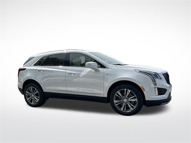 new 2025 Cadillac XT5 car, priced at $54,215