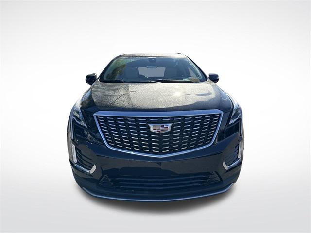 new 2025 Cadillac XT5 car, priced at $54,890