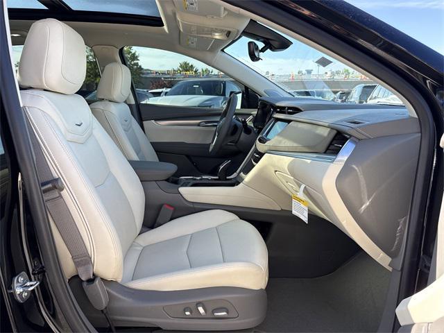 new 2025 Cadillac XT5 car, priced at $54,890
