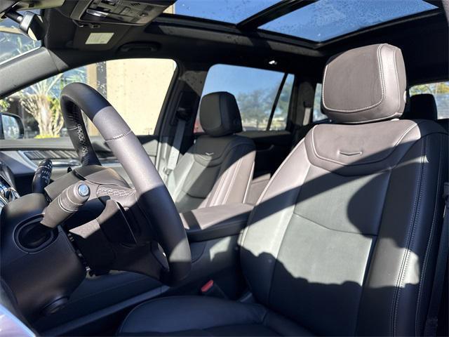 new 2025 Cadillac XT6 car, priced at $58,815