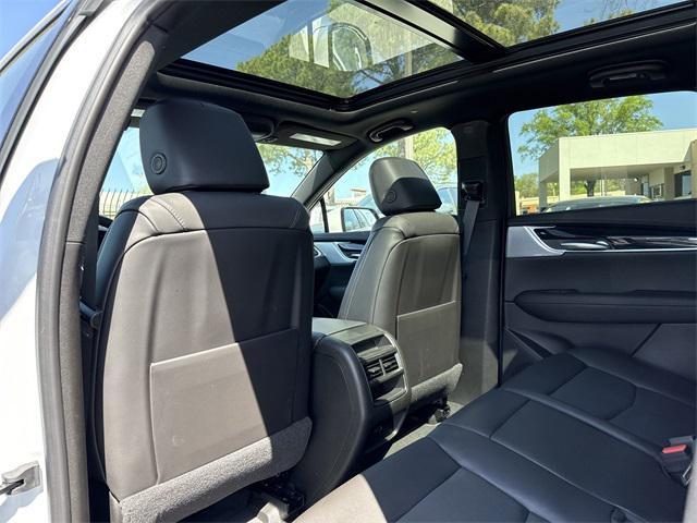 new 2025 Cadillac XT5 car, priced at $57,490