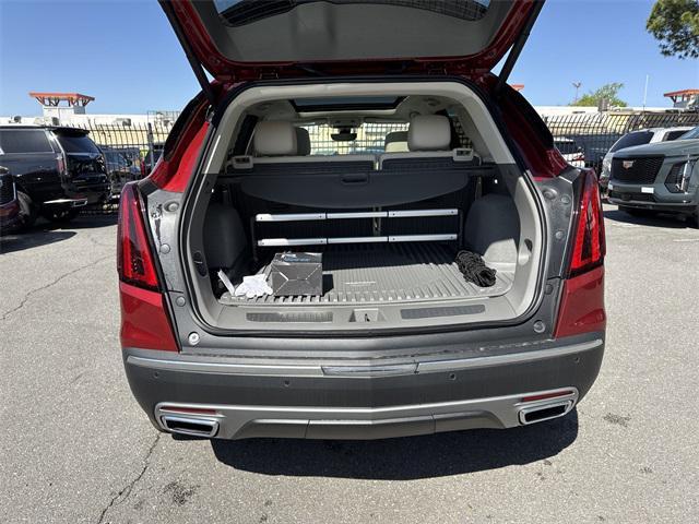 new 2025 Cadillac XT5 car, priced at $60,465