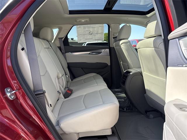 new 2025 Cadillac XT5 car, priced at $60,465