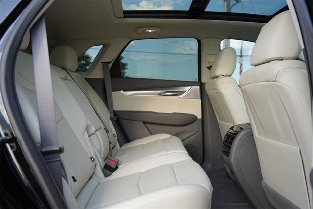 new 2025 Cadillac XT5 car, priced at $559,565