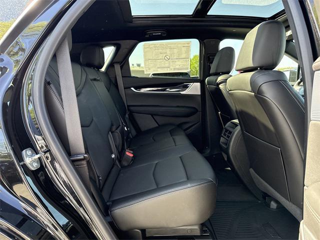 new 2025 Cadillac XT5 car, priced at $59,865