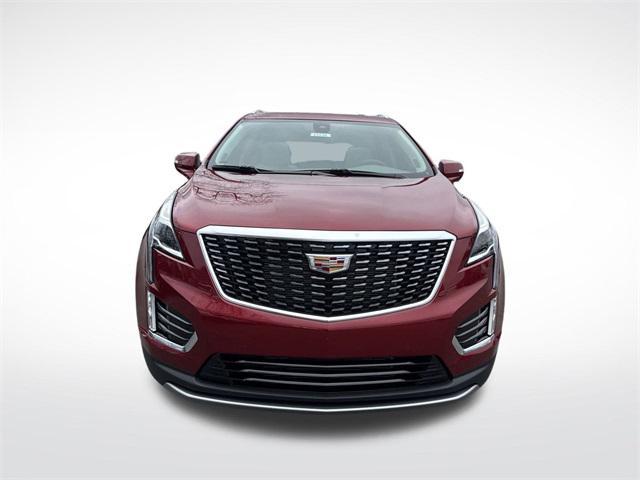 new 2025 Cadillac XT5 car, priced at $54,690