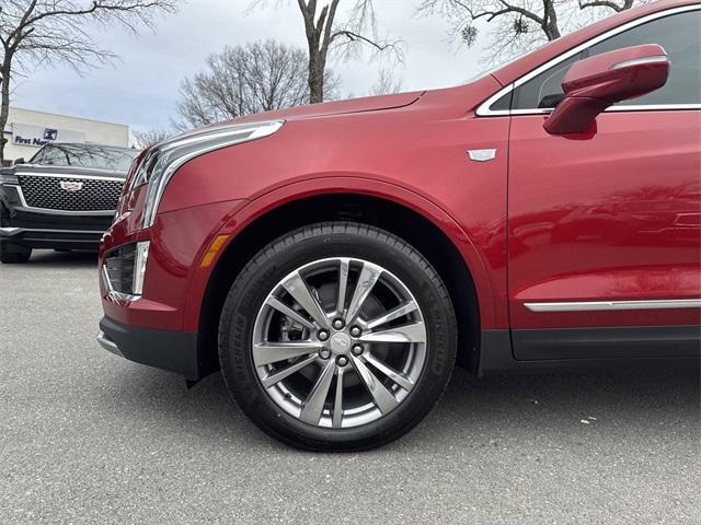 new 2025 Cadillac XT5 car, priced at $54,690