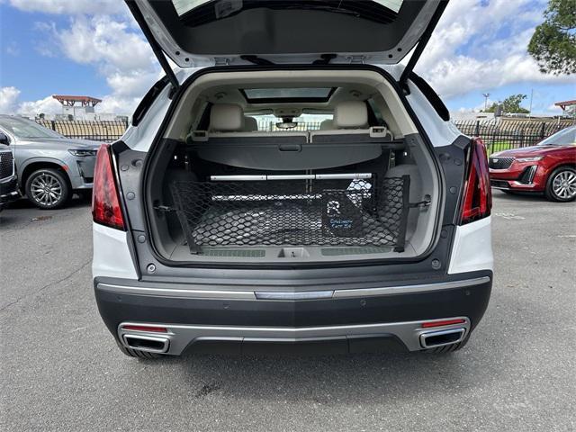 new 2025 Cadillac XT5 car, priced at $57,790