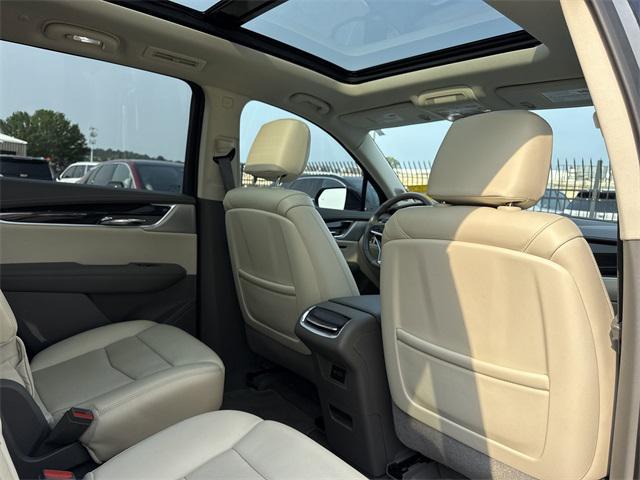 used 2020 Cadillac XT6 car, priced at $32,800