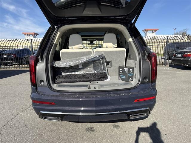 new 2025 Cadillac XT6 car, priced at $62,615