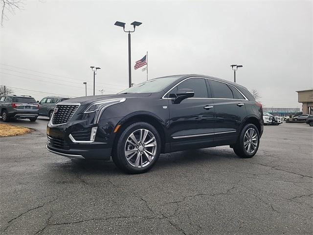 new 2025 Cadillac XT5 car, priced at $58,445