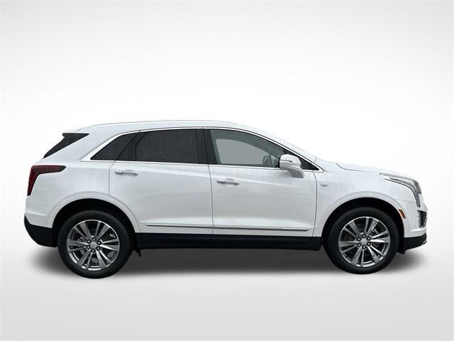 new 2025 Cadillac XT5 car, priced at $54,945