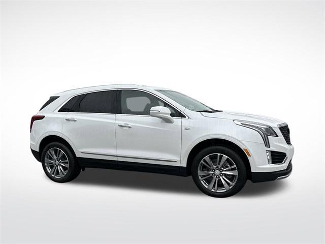 new 2025 Cadillac XT5 car, priced at $54,945