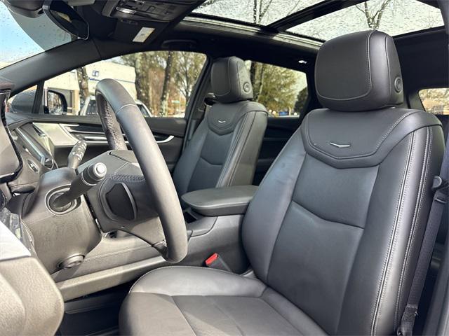 used 2024 Cadillac XT5 car, priced at $39,600