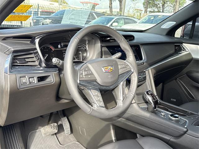 used 2024 Cadillac XT5 car, priced at $39,600