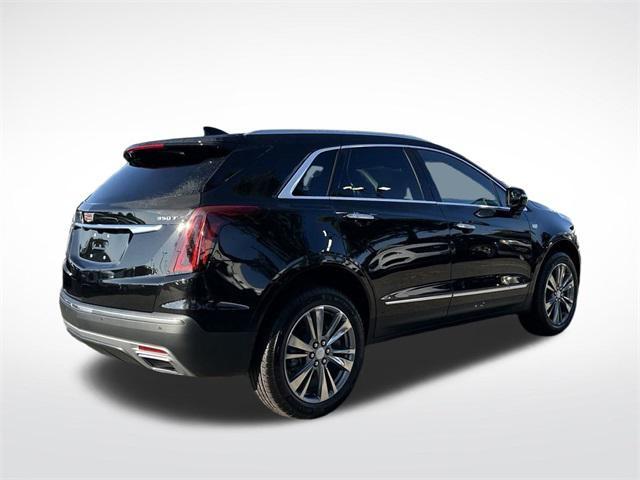 new 2025 Cadillac XT5 car, priced at $54,605